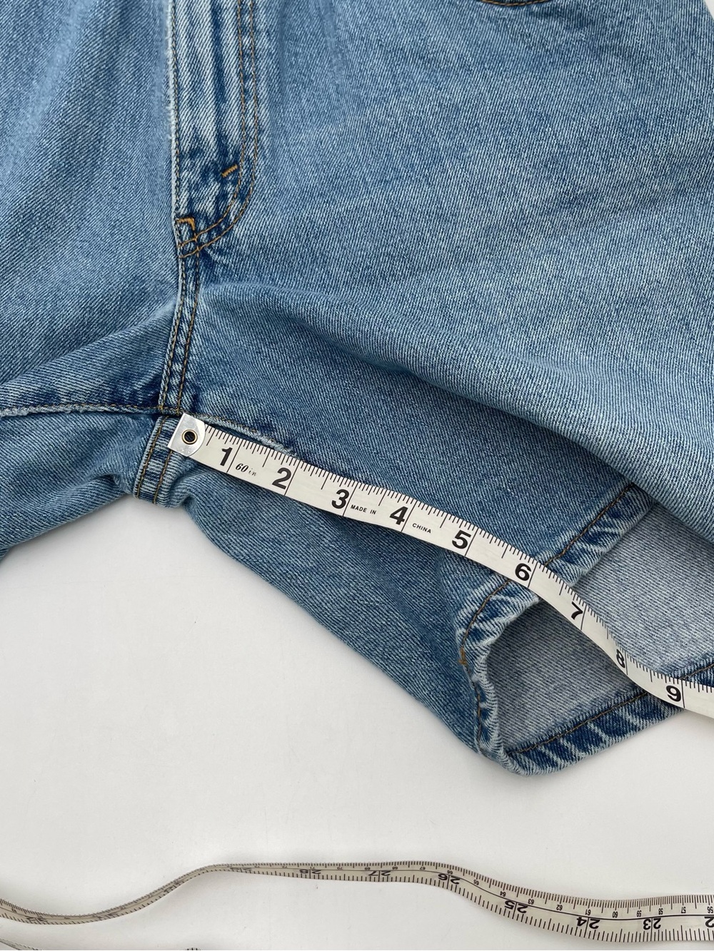 Levi's Shorts Womens Size 10 MIS Denim Blue Jean Bermuda Jorts Y2K Cotton - Picture 8 of 8